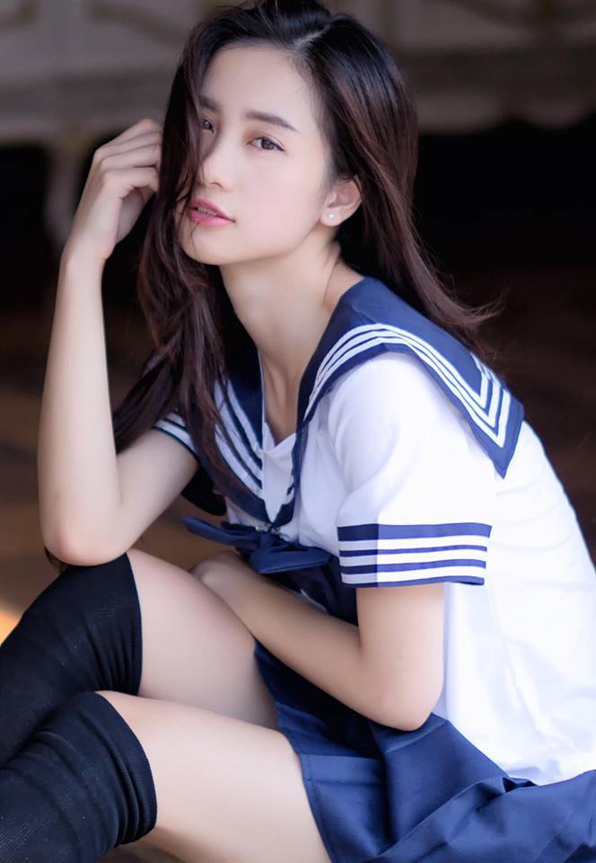 一个人在线免费看